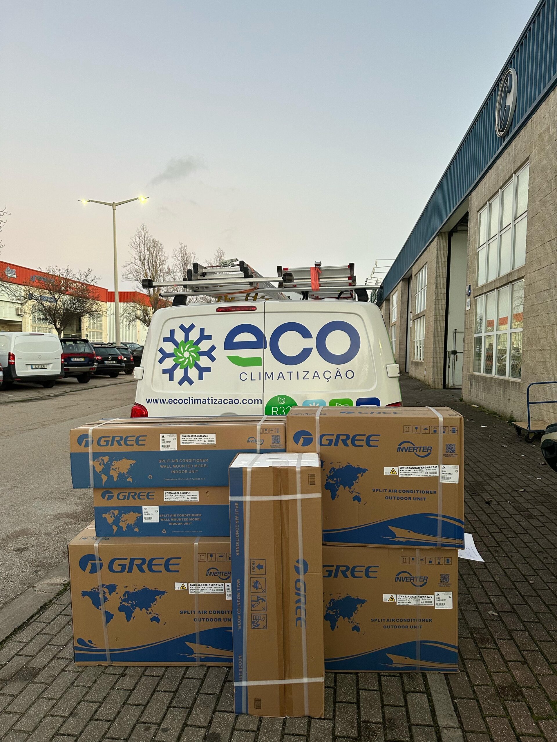 Carrinha Eco Climatização e equipamentos